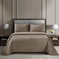 иолантакап240260 (1)