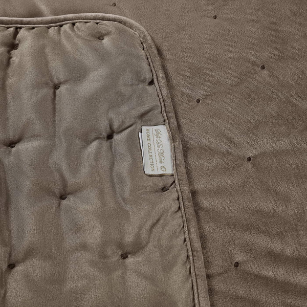 иолантакап240260 (4)