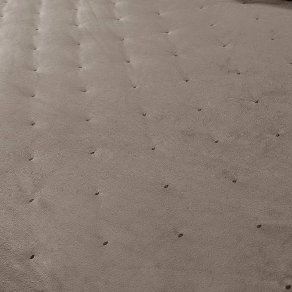 иолантакап240260 (2)